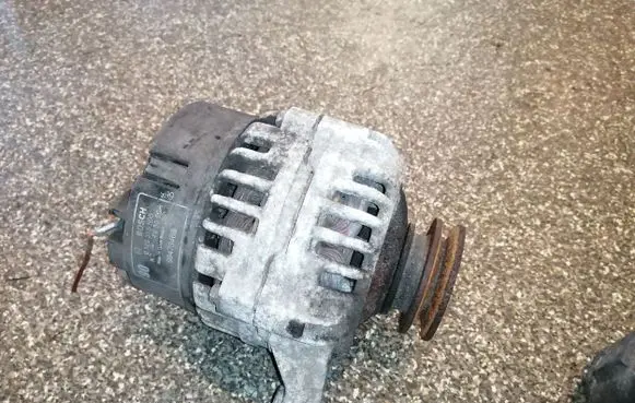 Iveco Daily 35 - 40.10 Generator/alternator 0123315500 99473468