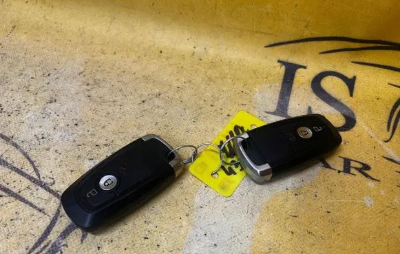 Ford Escape IV Ignition key/card HC3T15K601AD