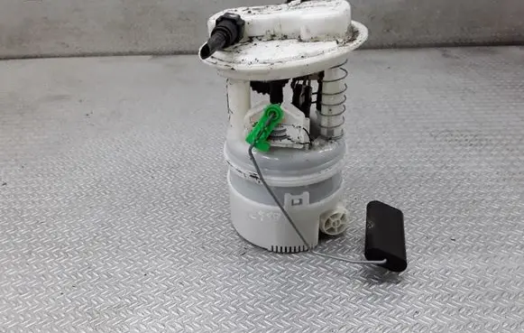Renault Sandero I In-tank fuel pump 8200903680