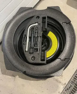 Audi A8 S8 D4 4H R19 spare wheel 