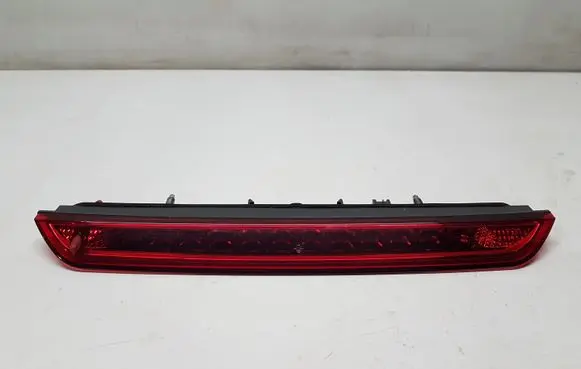 Peugeot 5008 II Third/center stoplight 9688016380