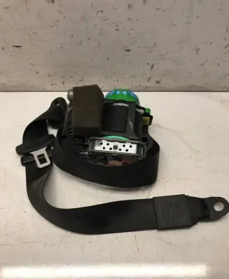 Audi A5 8T 8F Front seatbelt 3063561 0715B6H1JJ 3063560