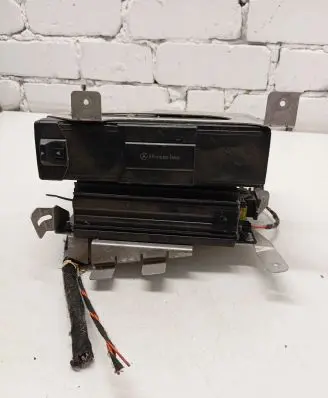 Mercedes-Benz CL C215 CD/DVD changer A0028207989 2158200189 293010