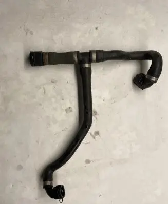 BMW 1 E81 E87 Engine coolant pipe/hose 738000765