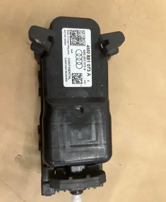 Porsche Cayenne (9Y0 9Y3) Seat airbag 4M0881073A A2C7451230500