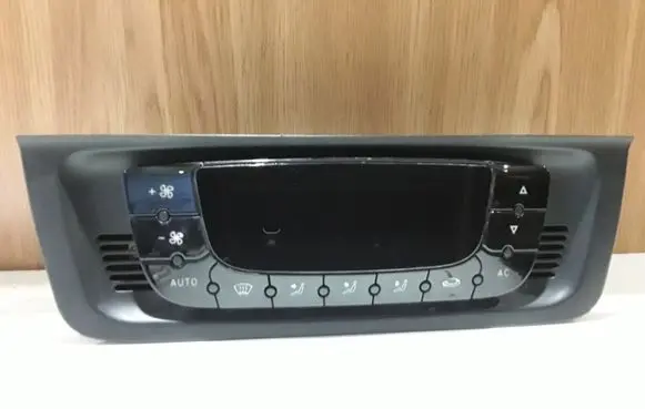 Seat Ibiza IV (6J,6P) Climate control unit 6J0820043A