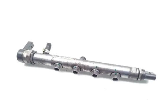 Mercedes-Benz E AMG W213 Fuel main line pipe A6540700095