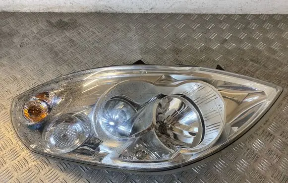 Renault Master III Headlight/headlamp 260108402R 1EB01011732 0101173200107016
