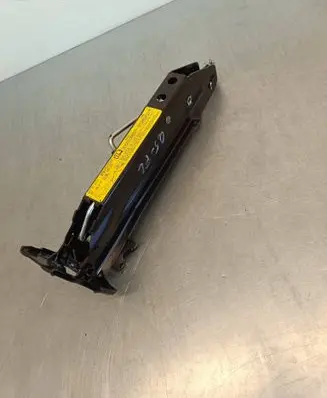 Audi Q5 SQ5 8R Lift Jack 8R0011031E