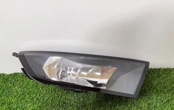Skoda Fabia Mk3 (NJ) Front fog light 6V0941699A