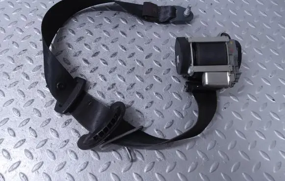 Citroen DS5 Front seatbelt 98028121XX