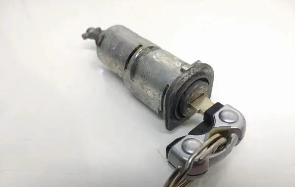 Alfa Romeo 159 Front door lock (next to the handle) A602 288