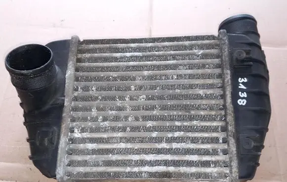 Audi A6 S6 C6 4F Intercooler radiator 4F0145805J