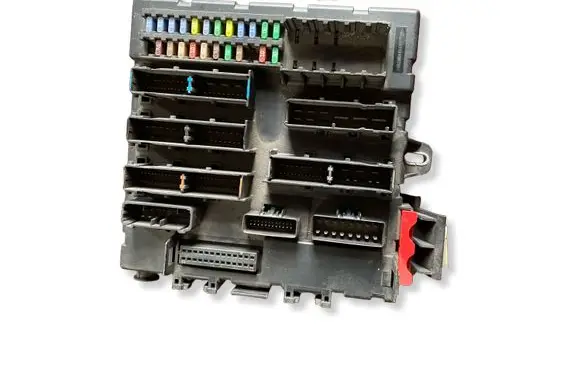 Opel Vectra C Fuse box set 13205781