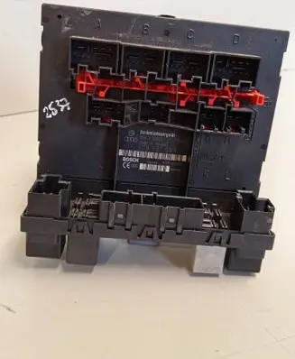 Volkswagen Tiguan Comfort/convenience module 3C8937049E