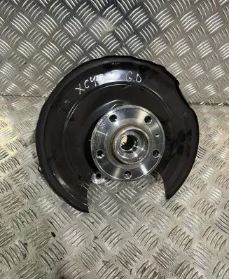 Volvo XC40 Rear wheel hub 32221150