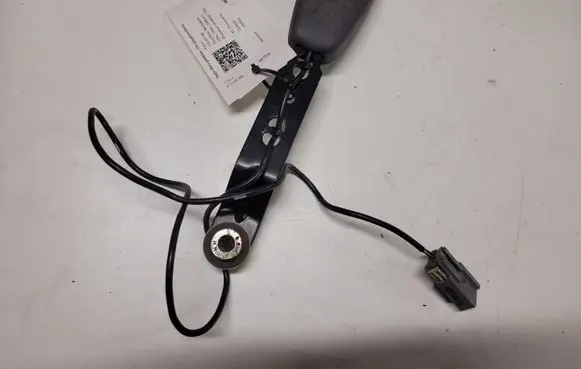 Volvo V70 Front seatbelt buckle