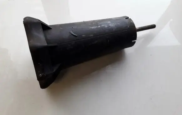 Audi A4 S4 B5 8D Spare wheel bolt 