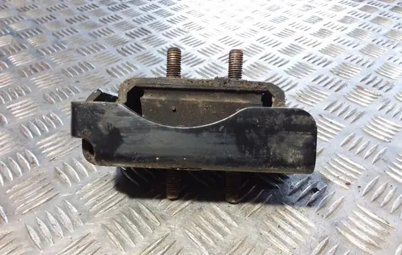Iveco Daily 35 - 40.10 Engine mount bracket 78129851 500339072EB