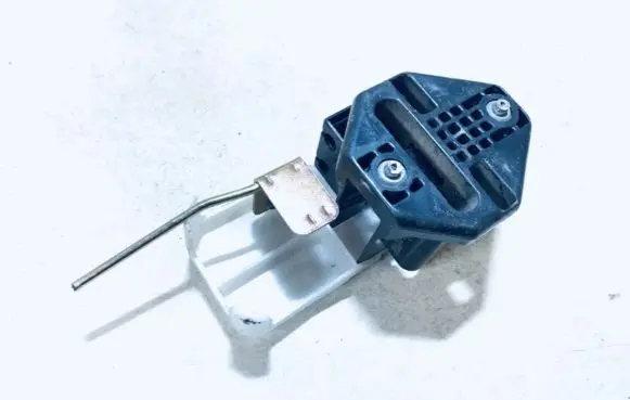 Opel Astra G Seat back rest lock catch 90507195 2020496
