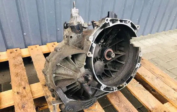 Manual 6 speed gearbox