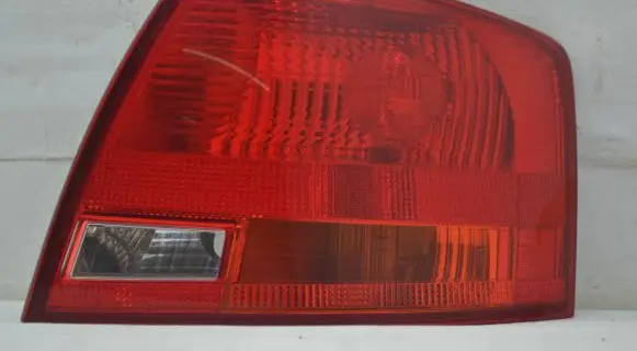 Audi A4 S4 B7 8E 8H Rear/tail lights 8E9945096C 484002 0748002