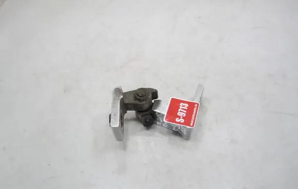 Audi A5 8T 8F Front door lower hinge 8K0831401A