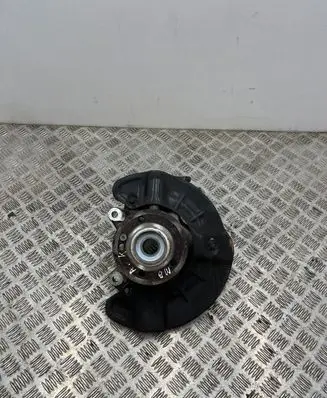 Mercedes-Benz A W177 Front wheel hub