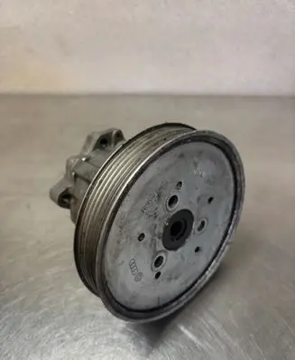 Audi A4 S4 B5 8D Power steering pump 8D0145177D