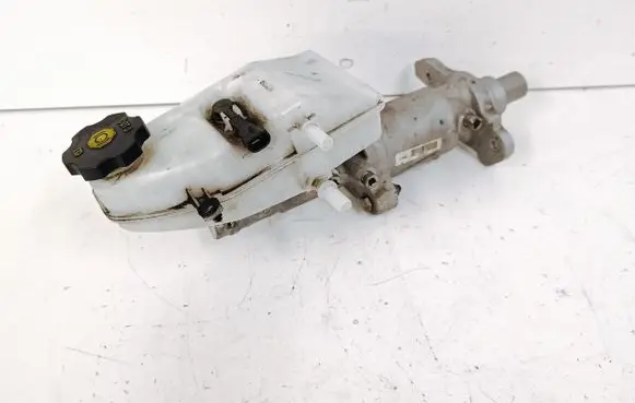 Opel Ampera Master brake cylinder 32072541