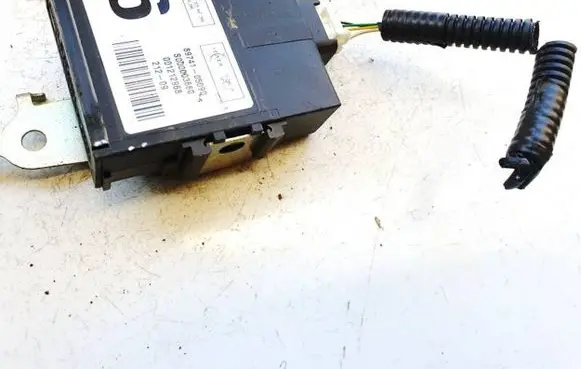 Toyota Avensis T270 Door control unit/module 8974105090 89741-05090
