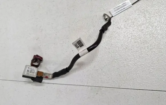 Hyundai Tucson TL Negative earth cable (battery) 37180-D7000