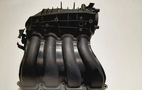 BMW 1 E81 E87 Intake manifold