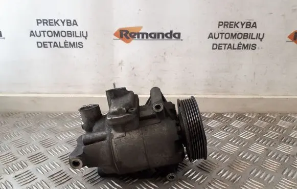 Seat Ibiza IV (6J,6P) Air conditioning (A/C) compressor (pump) 5N0820803E