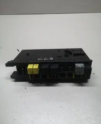 Mercedes-Benz CLS C219 Fuse module 2115456601 5DK00804736