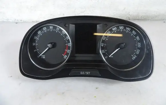 Skoda Fabia Mk3 (NJ) Speedometer (instrument cluster) 6V0920731B