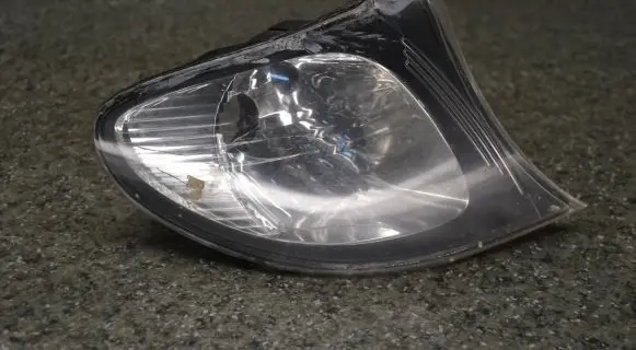 BMW 3 E46 Front indicator light 7165850 388706 388792R1