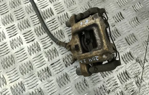 Mercedes-Benz C W204 Rear brake caliper A2044231581