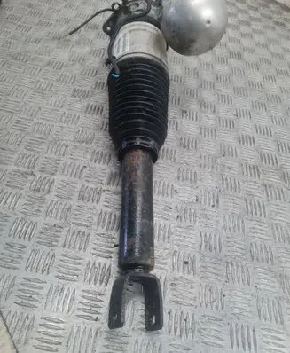 Volkswagen Phaeton Shock absorber/damper/air suspension 