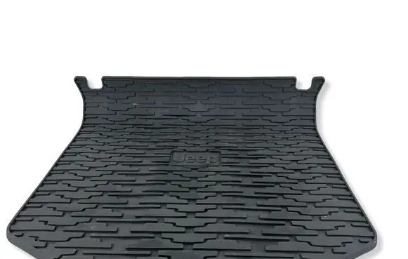 Jeep Grand Cherokee Rubber trunk/boot mat liner 82212085