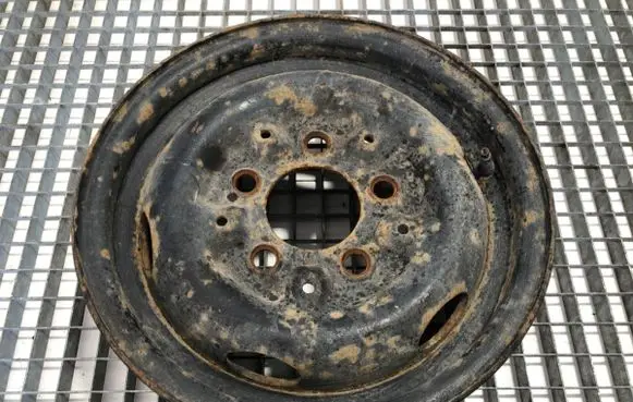 Mercedes-Benz T1 R14 steel rim 