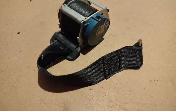 Alfa Romeo 159 Rear seatbelt 1002316 1003957