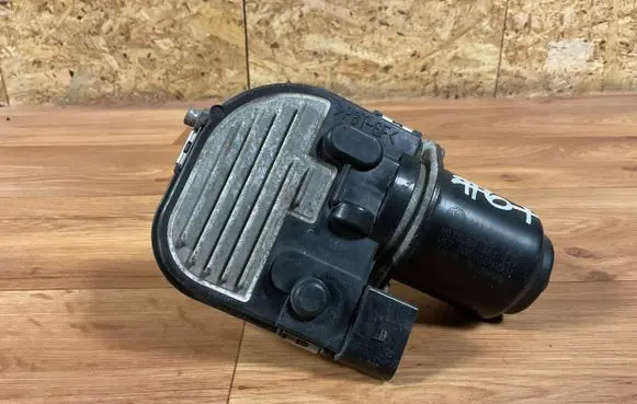 Volkswagen PASSAT B6 Wiper motor 3C1955419 SW0101HW001