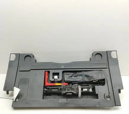 Audi A5 Lift Jack 8W0011031D 8W0713201