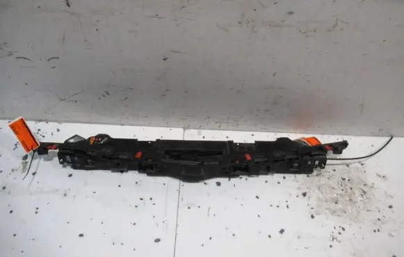 Opel Insignia A Engine bonnet/hood lock/latch loop/hook 