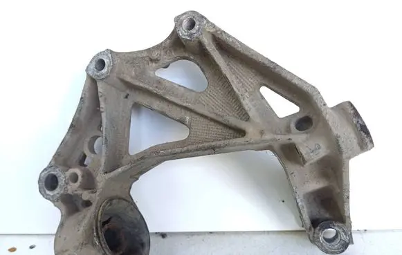 Volkswagen Polo IV 9N3 Sway bar bush bracket, front 6Q0109293D