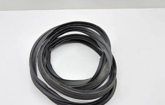 Subaru Outback (BT) Trunk rubber seal (body)