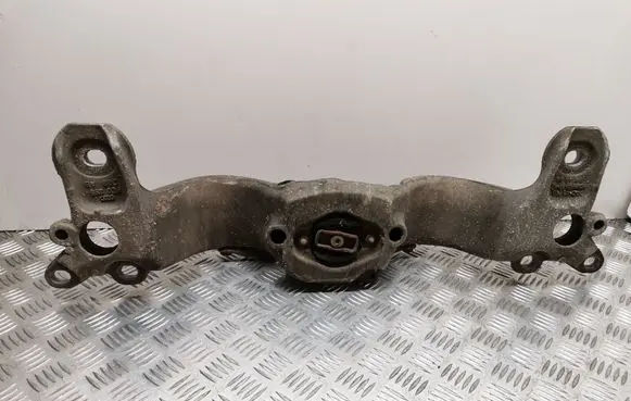 Audi A4 S4 B6 8E 8H Gearbox mounting bracket 8E0399263AB