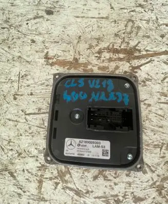 Mercedes-Benz CLS C218 X218 Headlight ballast module Xenon A2189009303