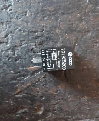 Volkswagen Sharan Fuse module 701955200